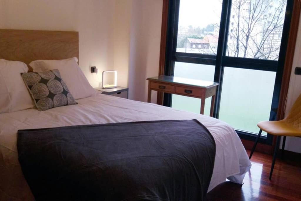 Apartamento Completo Con Parking Privado Y Wifi En San Roque Vigo